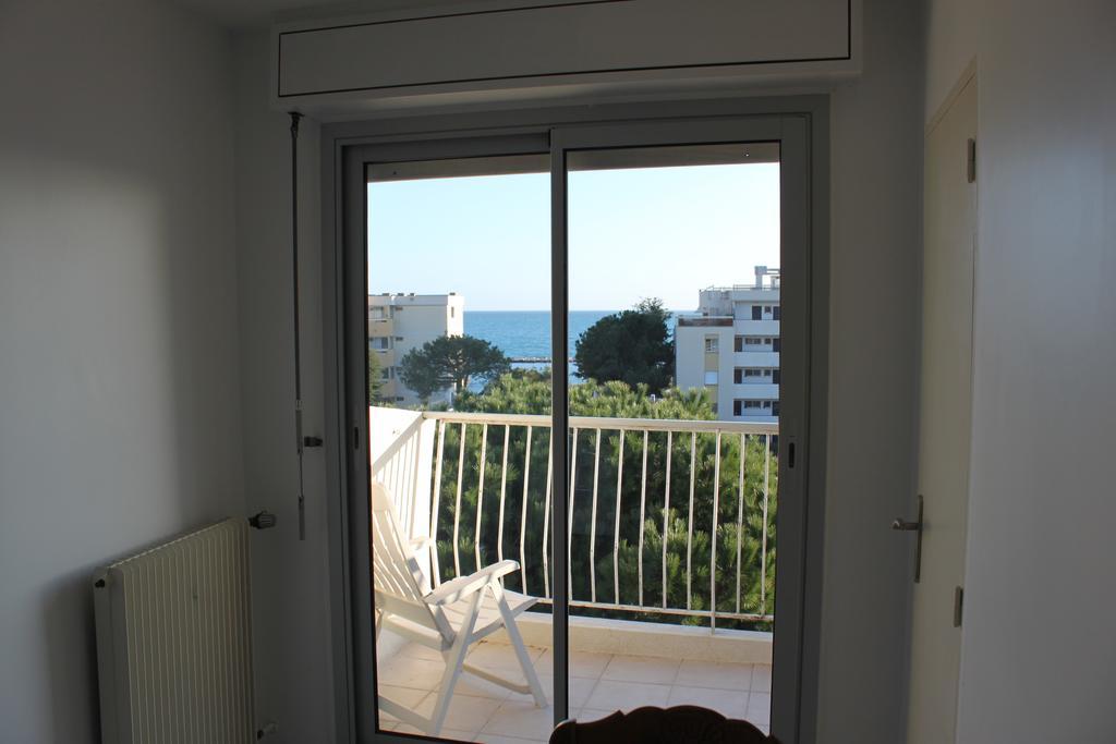 Azur 3000 Daire Saint-Laurent-du-Var Oda fotoğraf
