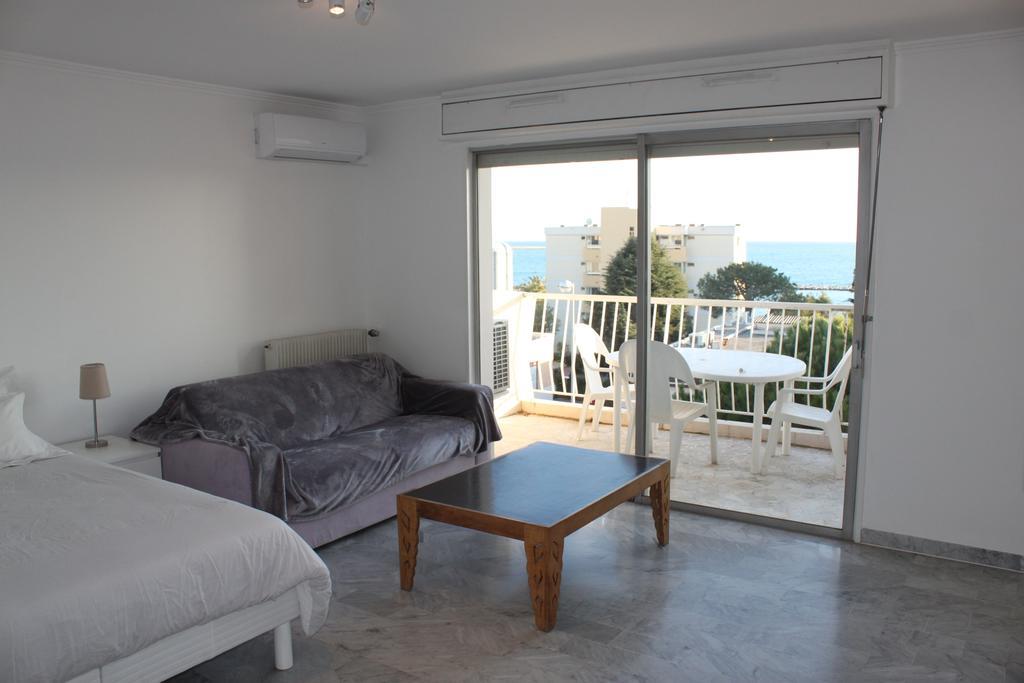Azur 3000 Daire Saint-Laurent-du-Var Oda fotoğraf